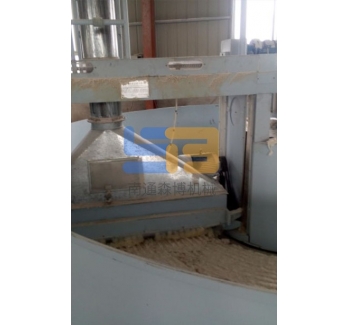 Cotton opening unit and automatic cotton grabbing